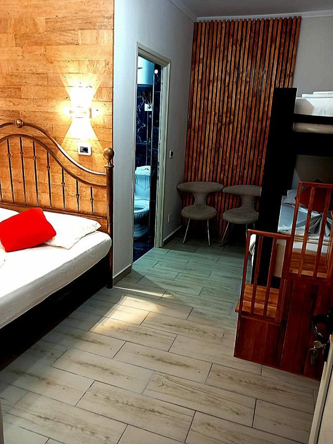 Villa Heljos Apartaments Vlorë エクステリア 写真