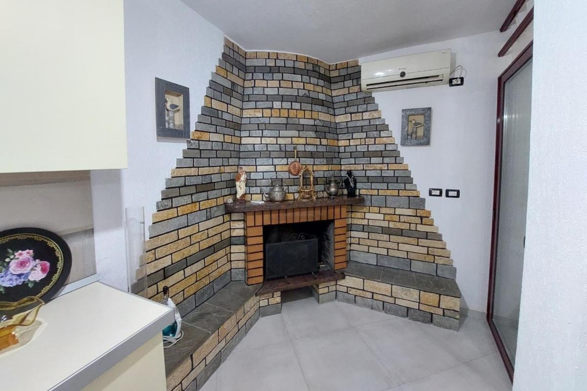Villa Heljos Apartaments Vlorë エクステリア 写真