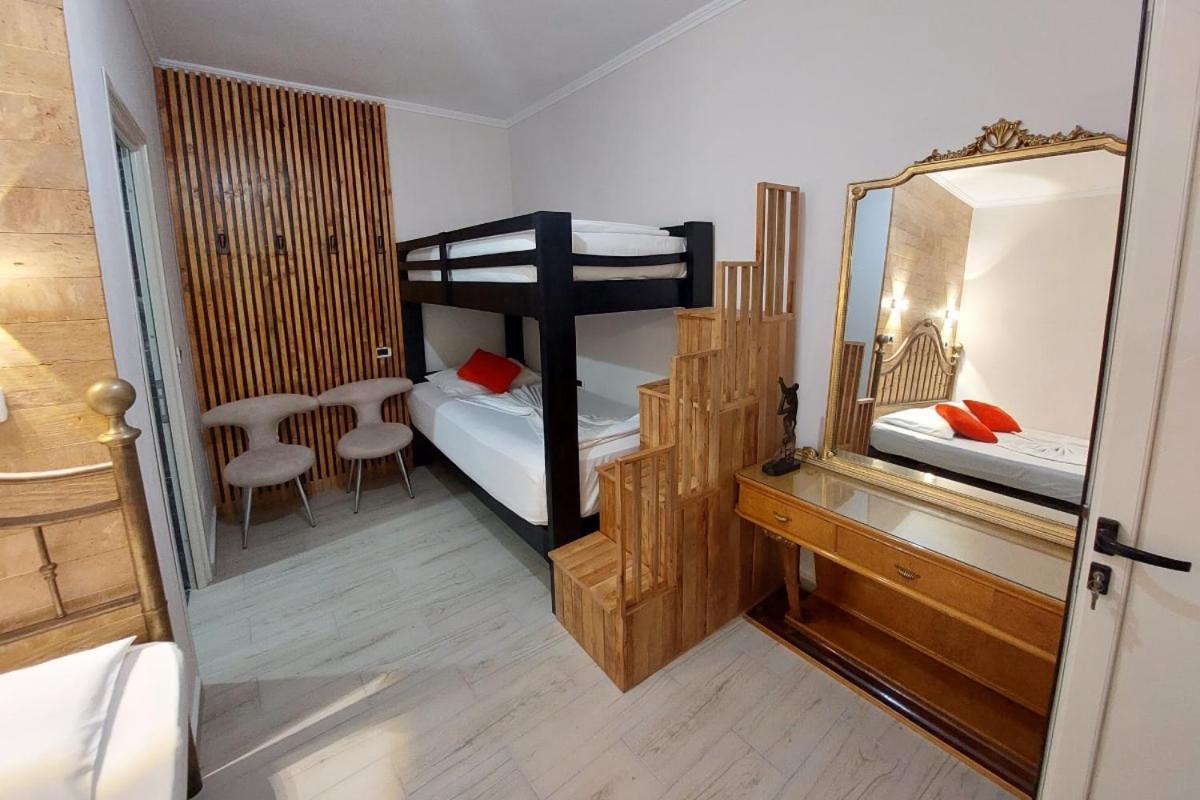 Villa Heljos Apartaments Vlorë エクステリア 写真
