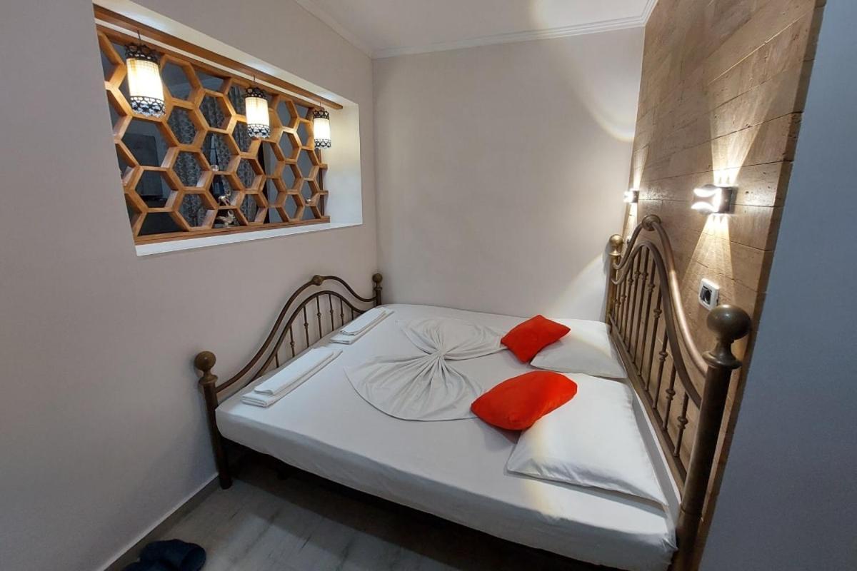 Villa Heljos Apartaments Vlorë エクステリア 写真