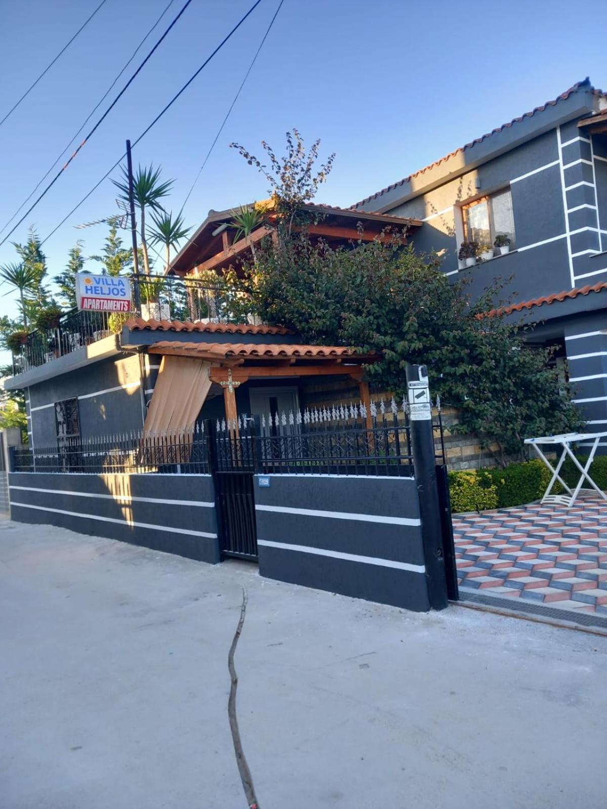Villa Heljos Apartaments Vlorë エクステリア 写真