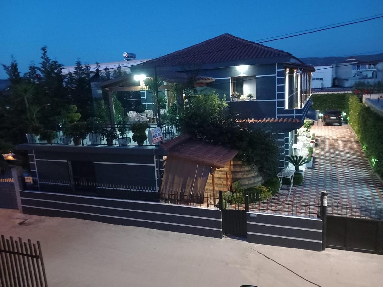 Villa Heljos Apartaments Vlorë エクステリア 写真